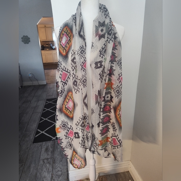 Light weight southwestern style scarf - Picture 1 of 1
